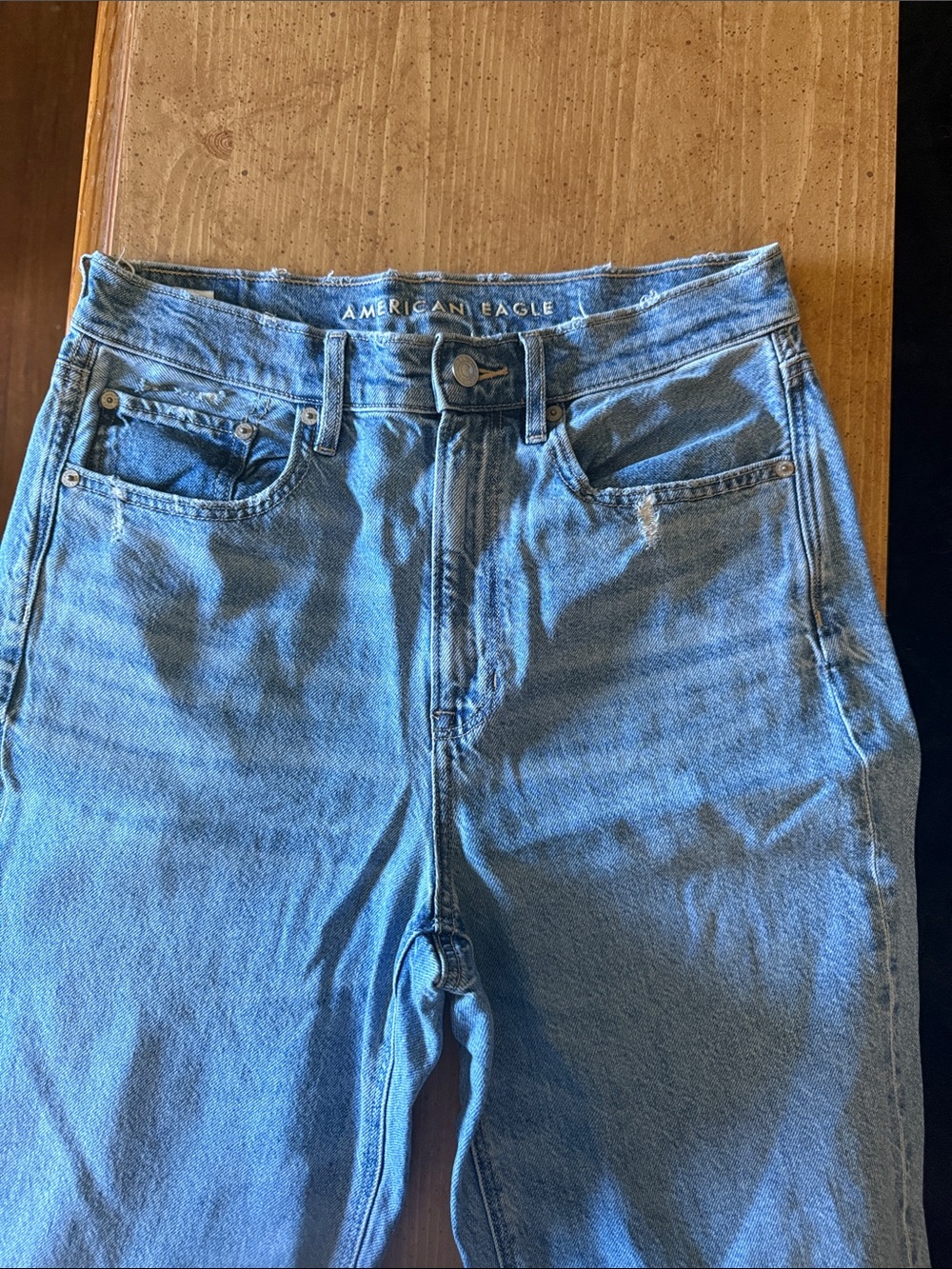 American Eagle Outfitters High-Rise Light Blue Women's Jeans